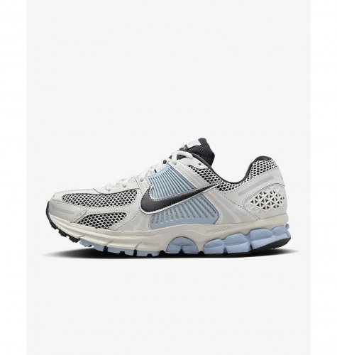 Кросівки жіночі Nike Zoom Vomero 5 (FQ7079-001)
