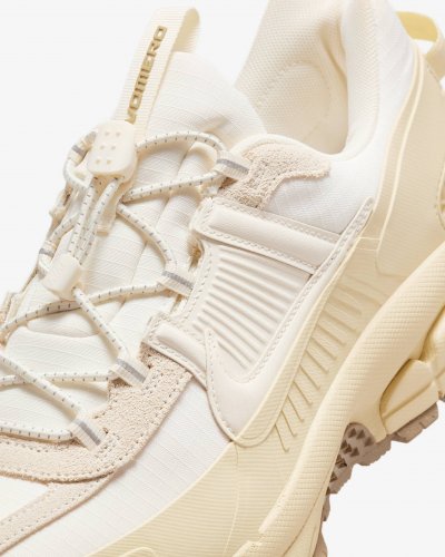 Кросівки унісекс Nike Zoom Vomero Roam (FV2295-101)