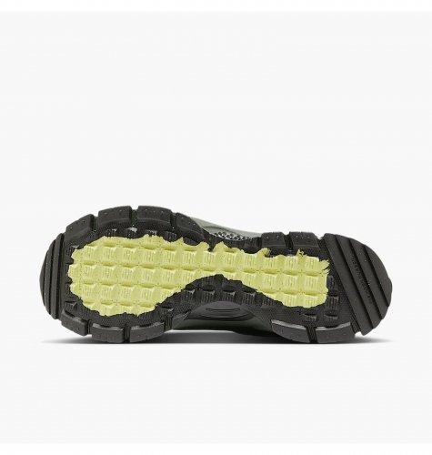 Кросівки чоловічі Nike Zoom Vomero Roam Olive (FV2295-300)