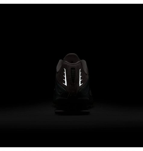 Кросівки жіночі Nike Shox R4 (AR3565-600)