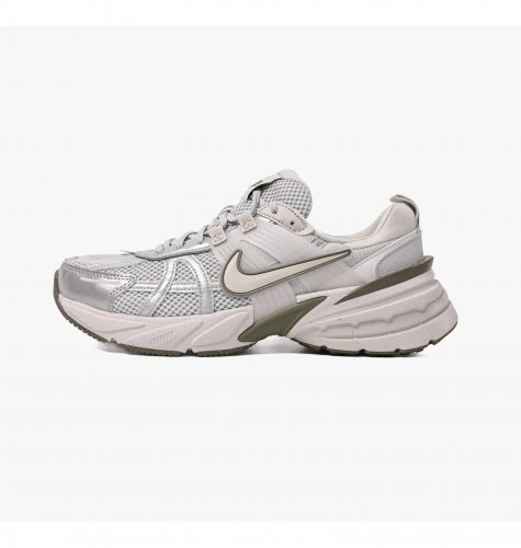 Кросівки жіночі Nike V2k Run (FD0736-006)