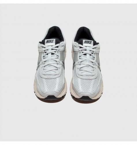 Кросівки жіночі Nike Wmns Zoom Vomero 5 White (FN6742-002)