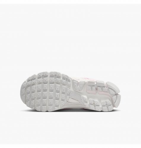 Кросівки жіночі Nike Zoom Vomero 5 Gs (HF6998-600)