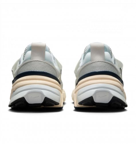 Кросівки для бігу жіночі Nike V2k Run (FD0736-004)