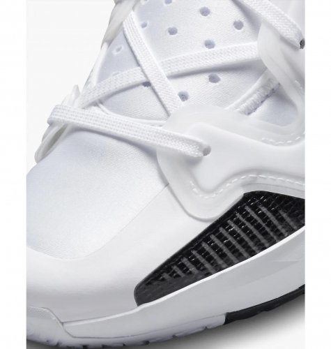 Кросівки чоловічі Nike Air Jordan 37 Low Sneakers (DQ4122-100)