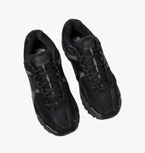 Кросівки чоловічі Nike Zoom Vomero 5 (HF1553-001)