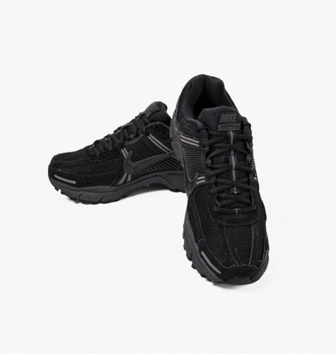 Кросівки чоловічі Nike Zoom Vomero 5 (HF1553-001)