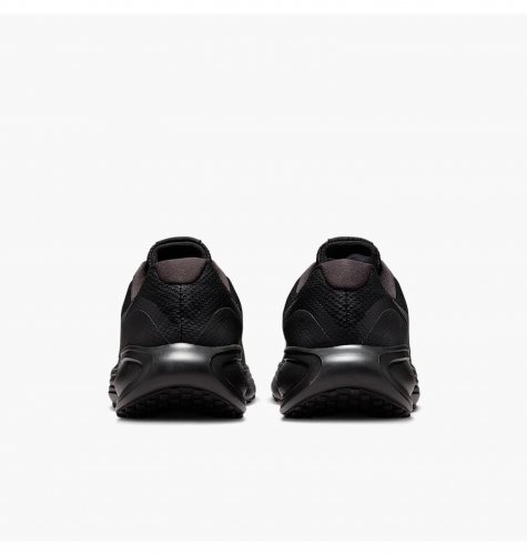 Кросівки чоловічі Nike Revolution 8 Black (HJ9198-002)