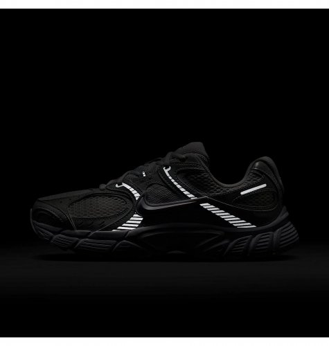 Кросівки чоловічі Nike V5 Rnr White Black Metallic Silver (HQ7901-101)